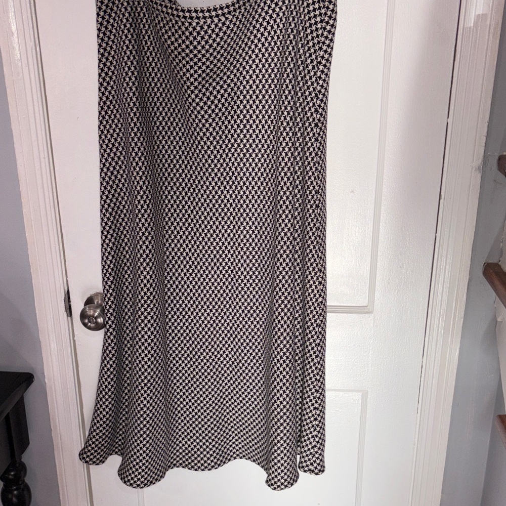 Chartered Club Elegant Black and White Checkered Skirt - Picture 5 of 8
